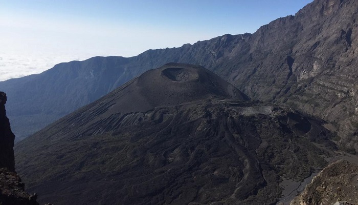 mt meru